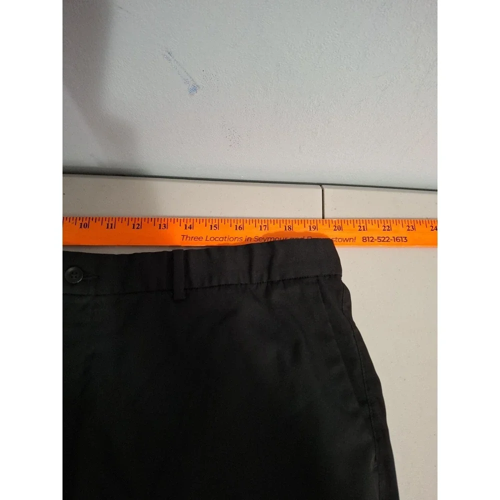 Nike Dri-Fit Mens Black Golf Shorts Size 40